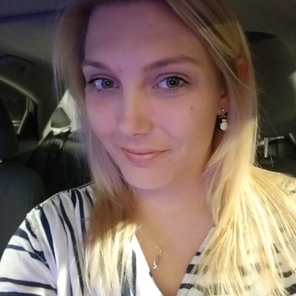 Meet your Posher, Stephine